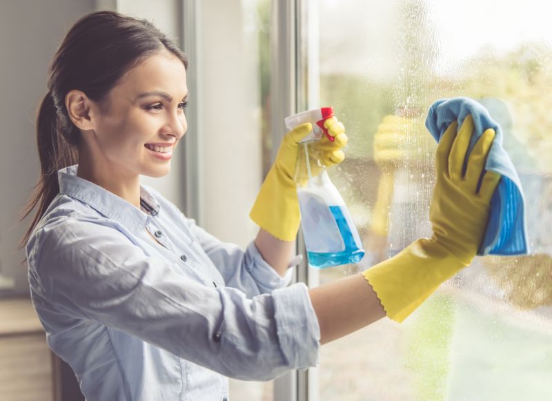 How Professional Window Cleaning Improves Home Curb Appeal