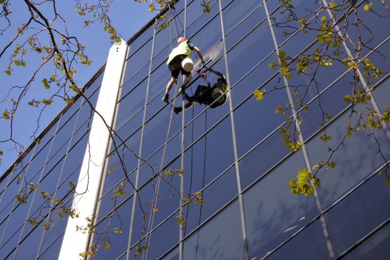 Office Building Window Washing in Vancouver, WA