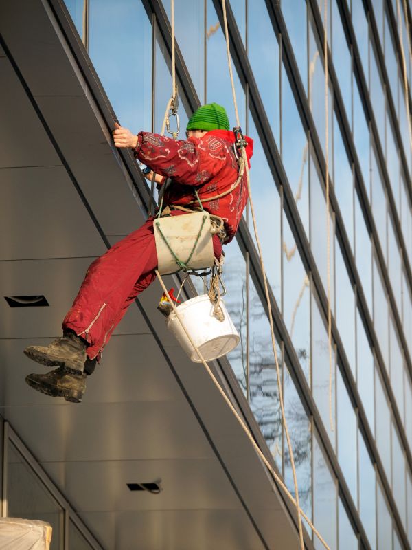 Shopping Mall Window Cleaning in Vancouver, WA
